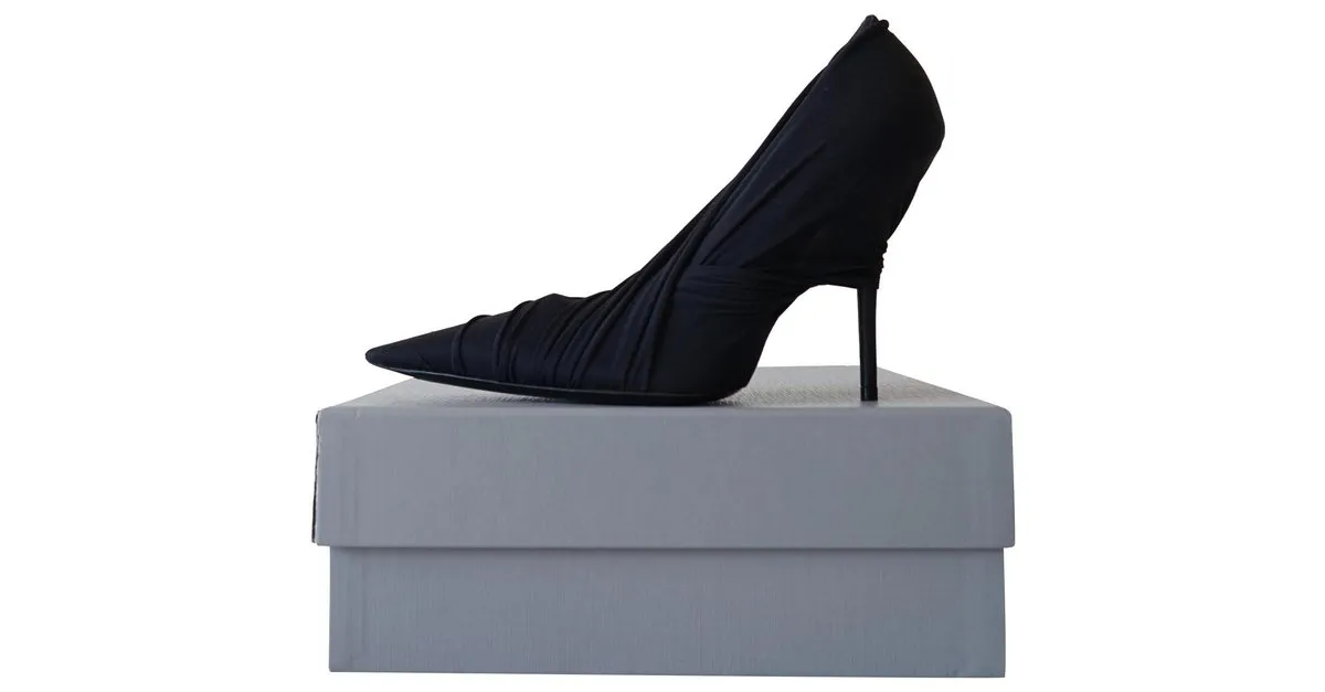 Balenciaga Tacones Negro 